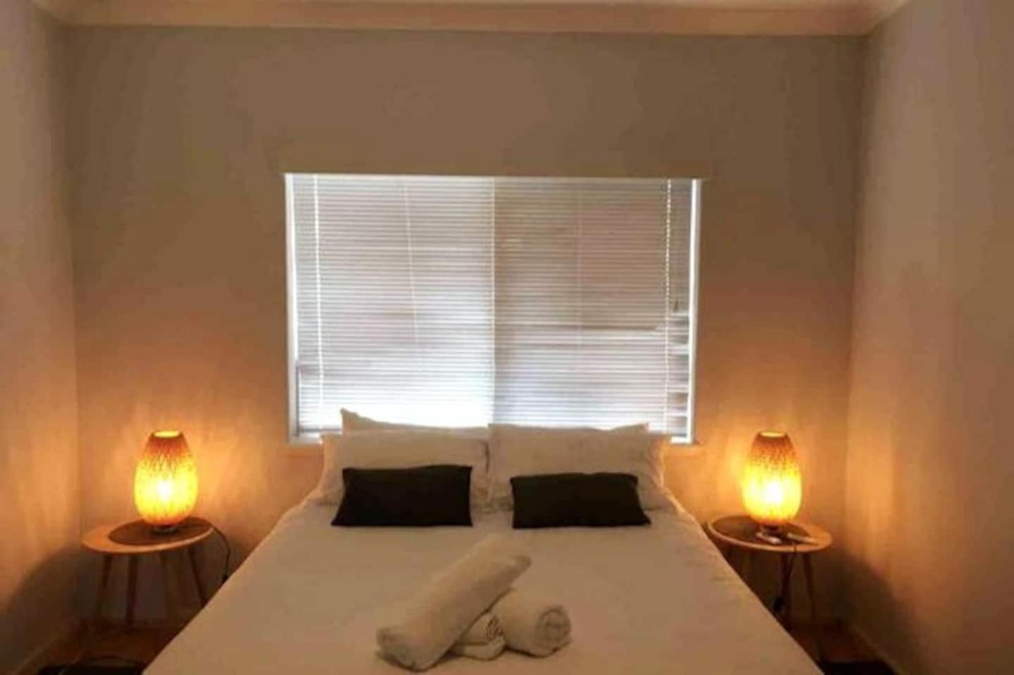 Acacia Holiday Or Business Stay - Quiet Location Perth Extérieur photo